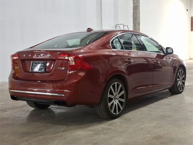 2016 Volvo S60 Inscription T5 Premier