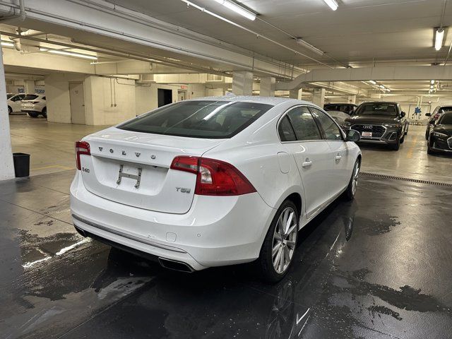 2016 Volvo S60 Inscription T5 Drive-E Platinum