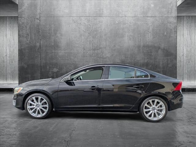 2016 Volvo S60 Inscription T5 Drive-E Platinum