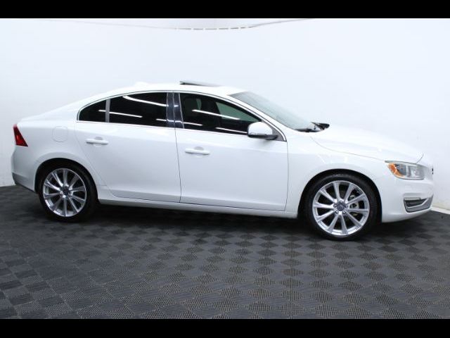 2016 Volvo S60 Inscription T5 Drive-E Platinum