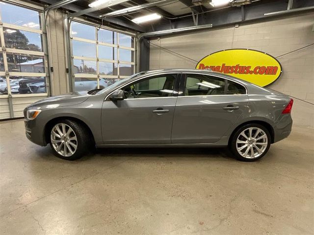 2016 Volvo S60 Inscription T5 Drive-E Platinum