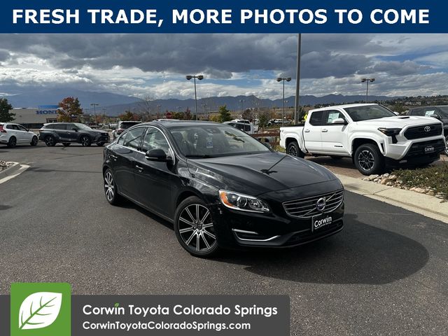 2016 Volvo S60 Inscription T5 Platinum