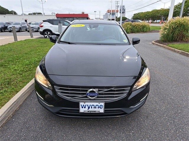 2016 Volvo V60 T5 Drive-E Premier