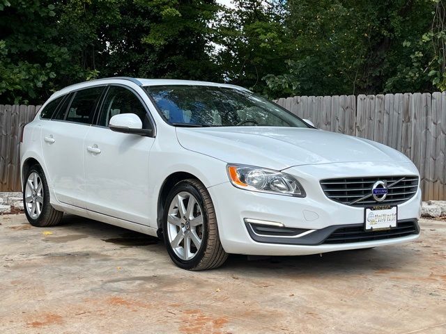 2016 Volvo V60 T5 Drive-E Premier