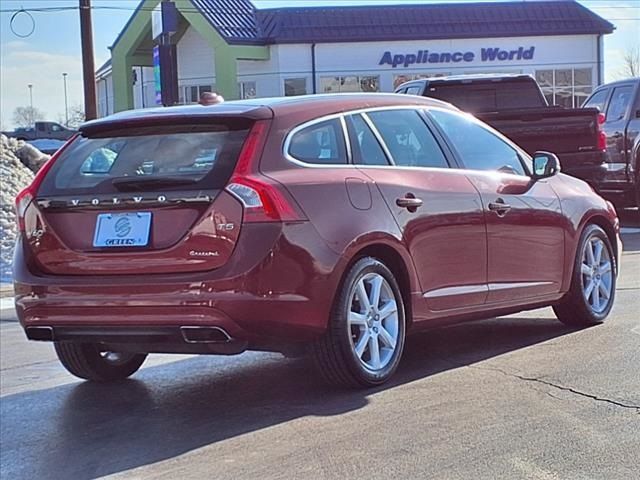 2016 Volvo V60 T5 Drive-E Premier