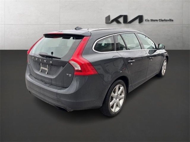 2016 Volvo V60 T5 Drive-E Platinum