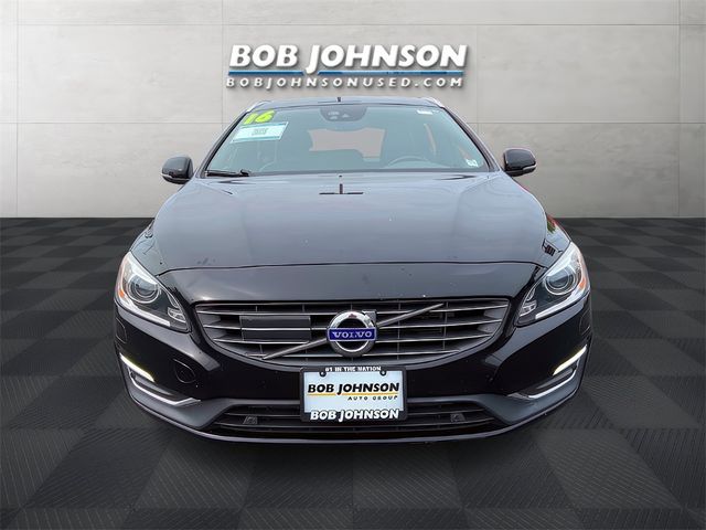2016 Volvo V60 T5 Drive-E Platinum