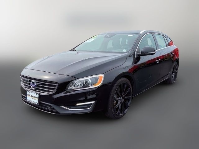 2016 Volvo V60 T5 Drive-E Platinum