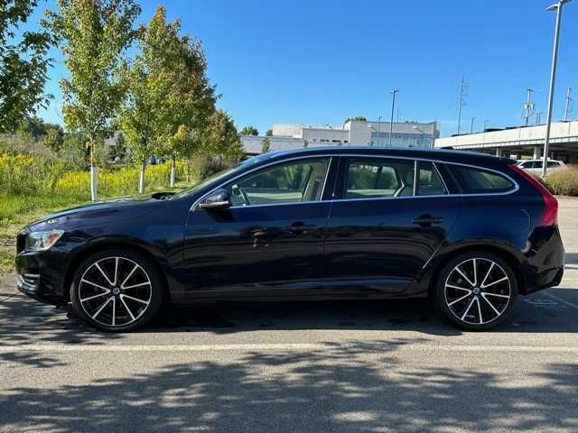 2016 Volvo V60 T5 Drive-E Premier