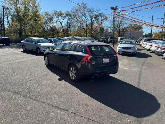 2016 Volvo V60 T5 Drive-E Premier