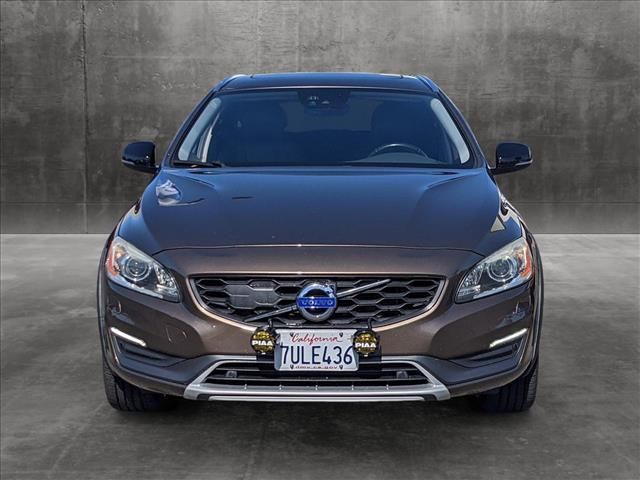 2016 Volvo V60 Cross Country T5 Platinum