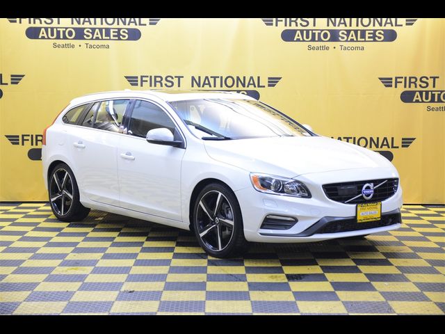 2016 Volvo V60 T6 Drive-E R-Design Platinum