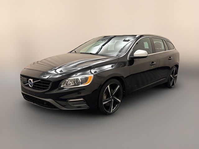 2016 Volvo V60 T6 R-Design Platinum