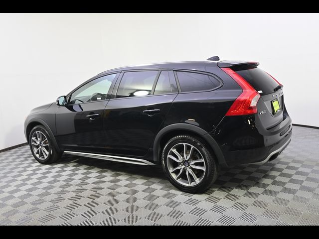 2016 Volvo V60 Cross Country T5