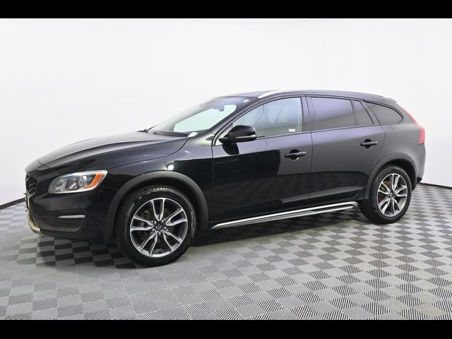 2016 Volvo V60 Cross Country T5