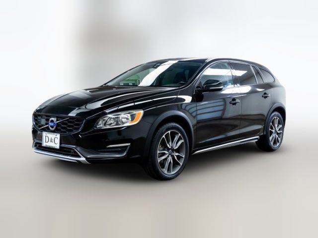 2016 Volvo V60 Cross Country T5