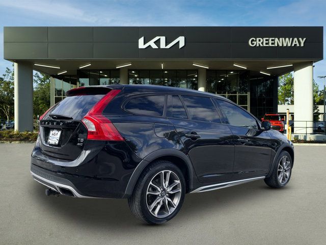 2016 Volvo V60 Cross Country T5