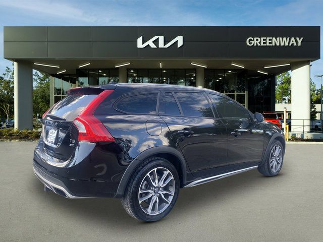 2016 Volvo V60 Cross Country T5