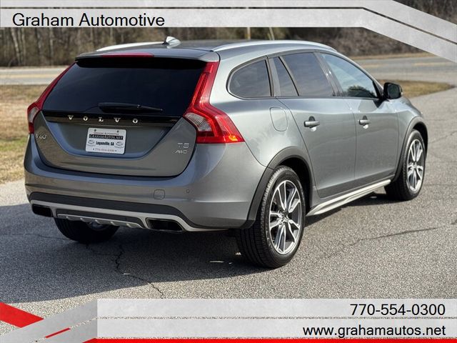 2016 Volvo V60 Cross Country T5