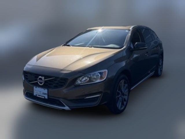 2016 Volvo V60 Cross Country T5