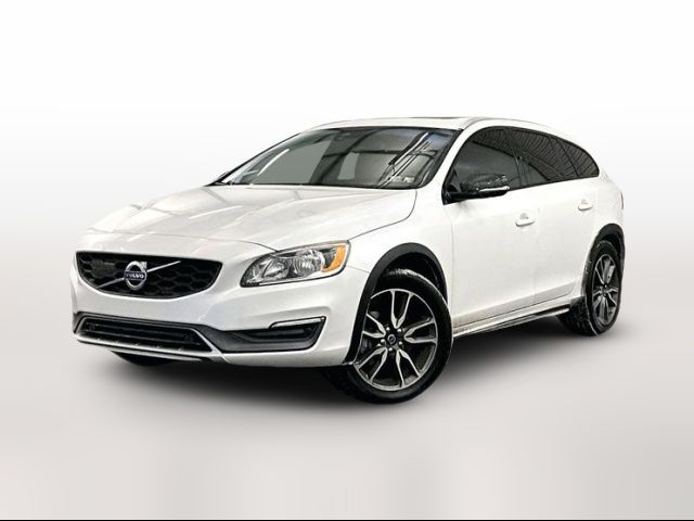 2016 Volvo V60 Cross Country T5