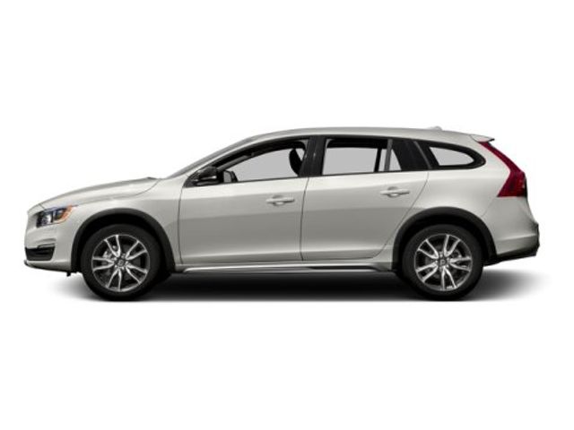 2016 Volvo V60 Cross Country T5