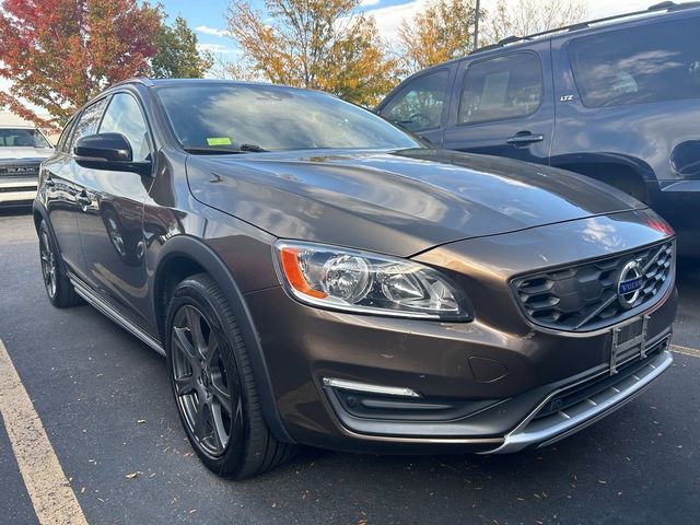 2016 Volvo V60 Cross Country T5