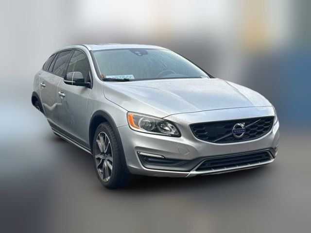 2016 Volvo V60 Cross Country T5