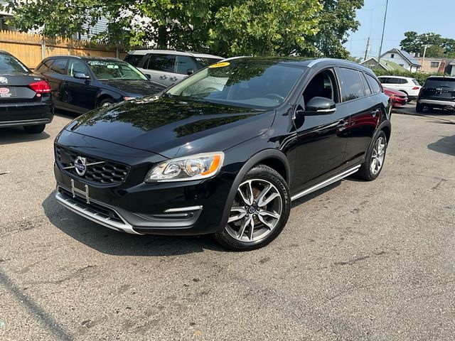 2016 Volvo V60 Cross Country T5