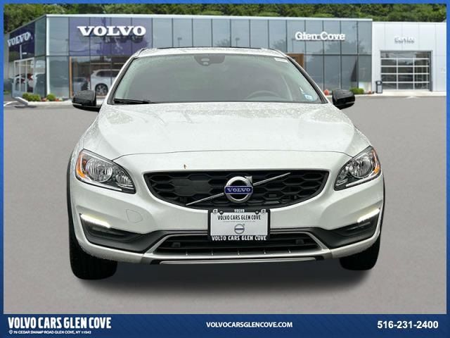 2016 Volvo V60 Cross Country T5