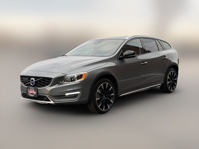 2016 Volvo V60 Cross Country T5 Platinum