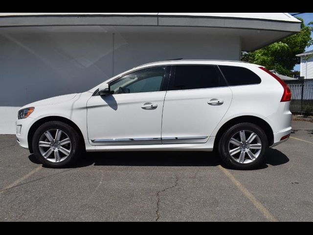 2016 Volvo XC60 T6 Drive-E