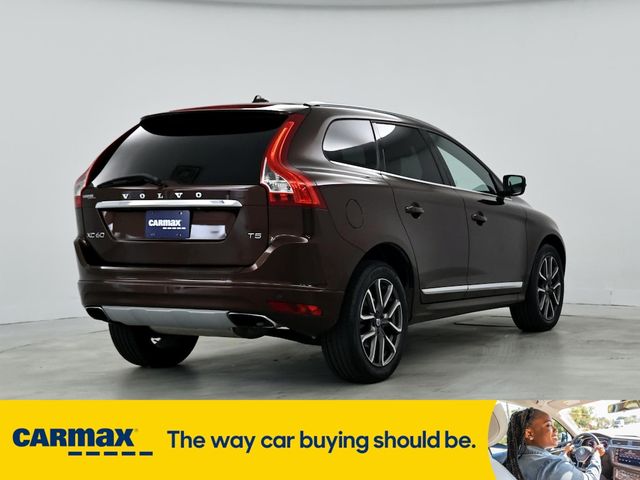 2016 Volvo XC60 T5 Drive-E Platinum