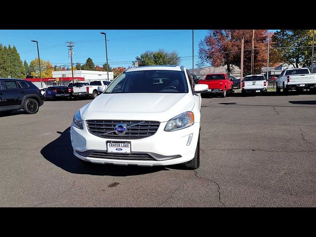 2016 Volvo XC60 T5 Drive-E Premier