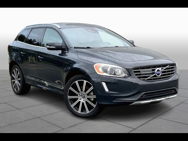 2016 Volvo XC60 T5 Drive-E Platinum