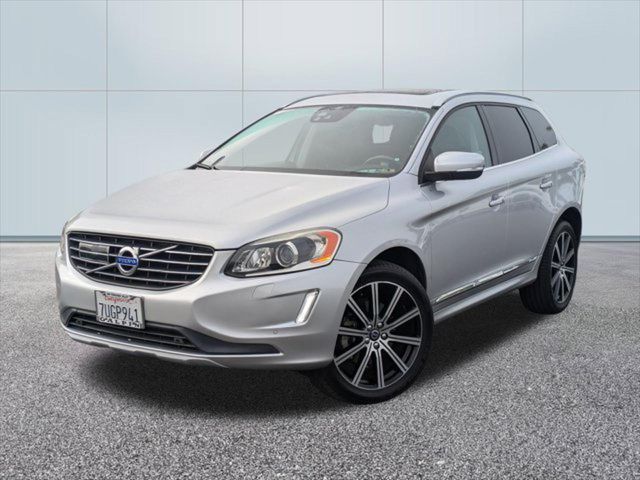 2016 Volvo XC60 T5 Drive-E Platinum