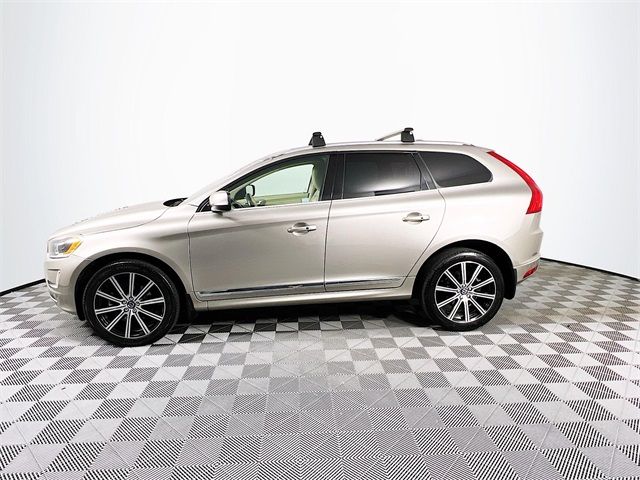 2016 Volvo XC60 T5 Drive-E Platinum