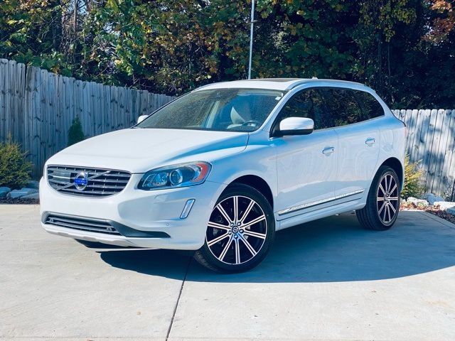 2016 Volvo XC60 T5 Drive-E Platinum