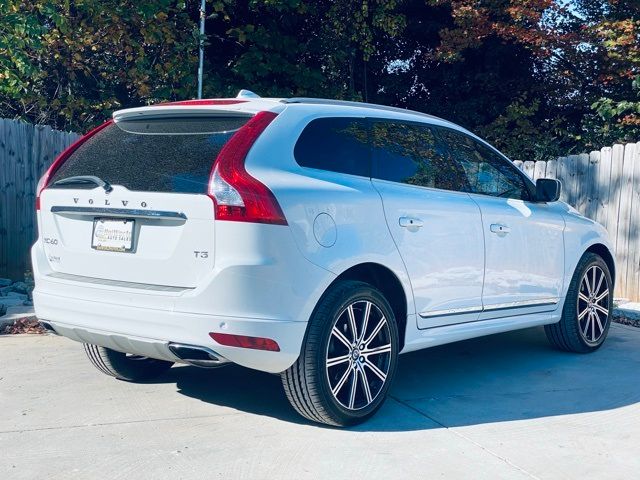 2016 Volvo XC60 T5 Drive-E Platinum