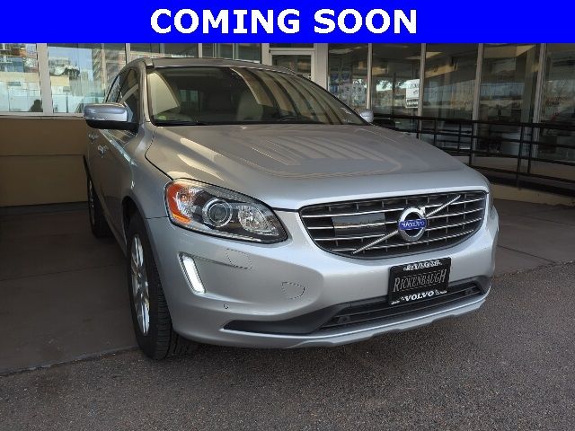 2016 Volvo XC60 T5 Drive-E Platinum