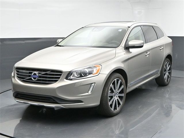 2016 Volvo XC60 T5 Drive-E Platinum