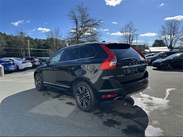 2016 Volvo XC60 T5 Drive-E Platinum