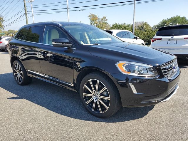 2016 Volvo XC60 T5 Drive-E Platinum