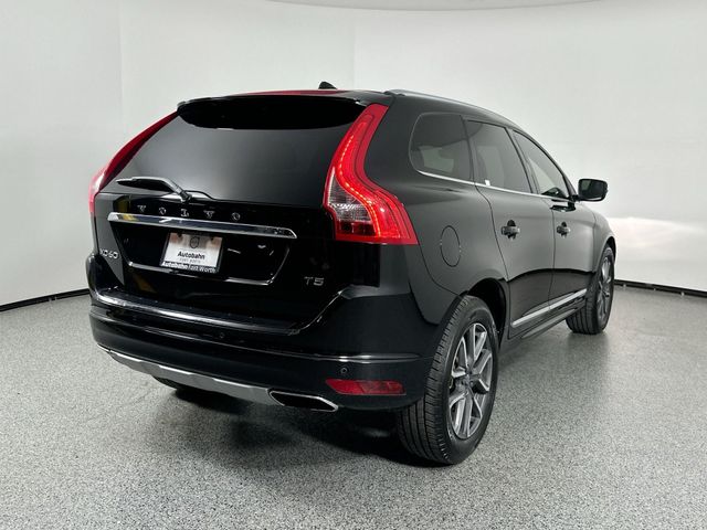 2016 Volvo XC60 T5 Drive-E Platinum