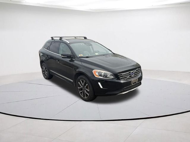 2016 Volvo XC60 T5 Drive-E Platinum