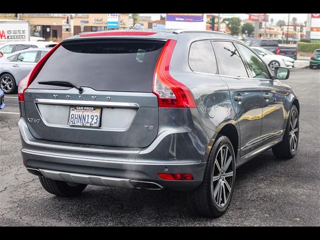 2016 Volvo XC60 T5 Drive-E Platinum