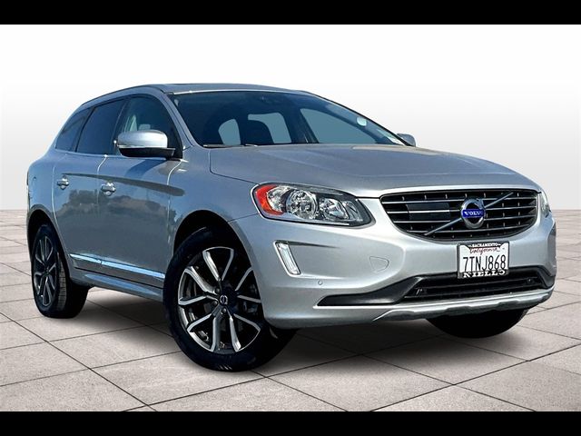 2016 Volvo XC60 T5 Drive-E Premier