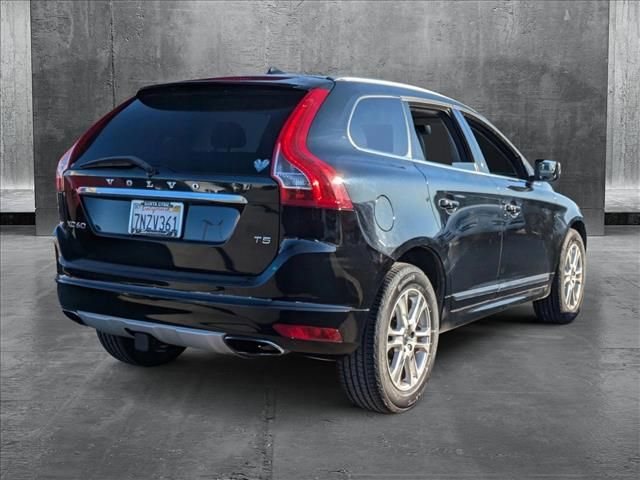 2016 Volvo XC60 T5 Drive-E Premier