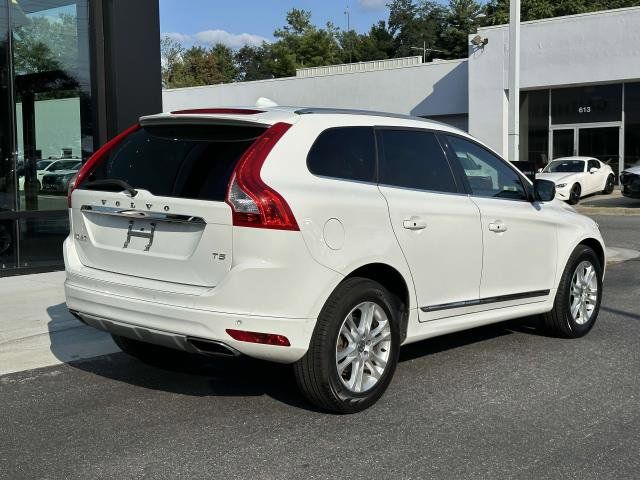 2016 Volvo XC60 T5 Drive-E Premier