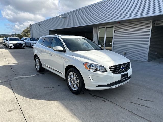 2016 Volvo XC60 T5 Drive-E Premier